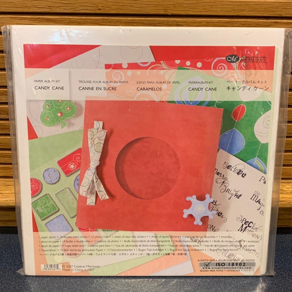 Creative Memories Candy Cane. Paper Album Kit